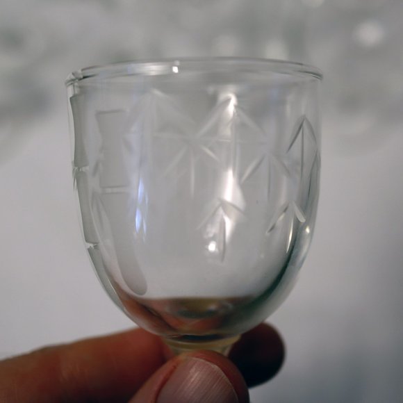 Mid Century Sasaki Bamboo Glasses - Set of 11 - Etched Bamboo Chinoiserie - Picture 7 of 9